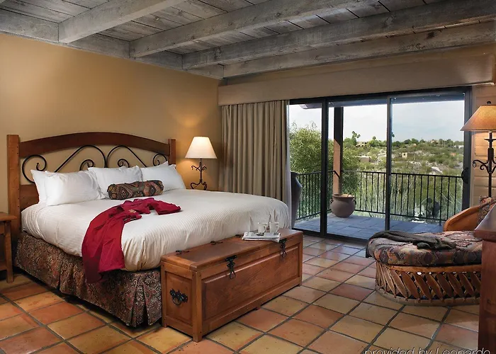 Hacienda Del Sol Guest Ranch Resort 3*