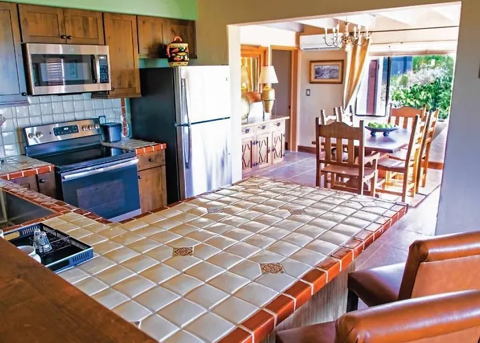 Hacienda Del Sol Guest Ranch